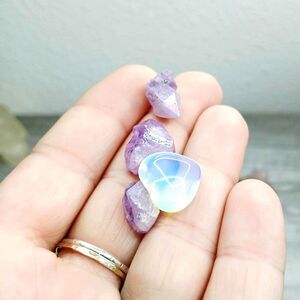 4 Piece Gemstone Crystals, Aura Amethyst & Opalite Heart
